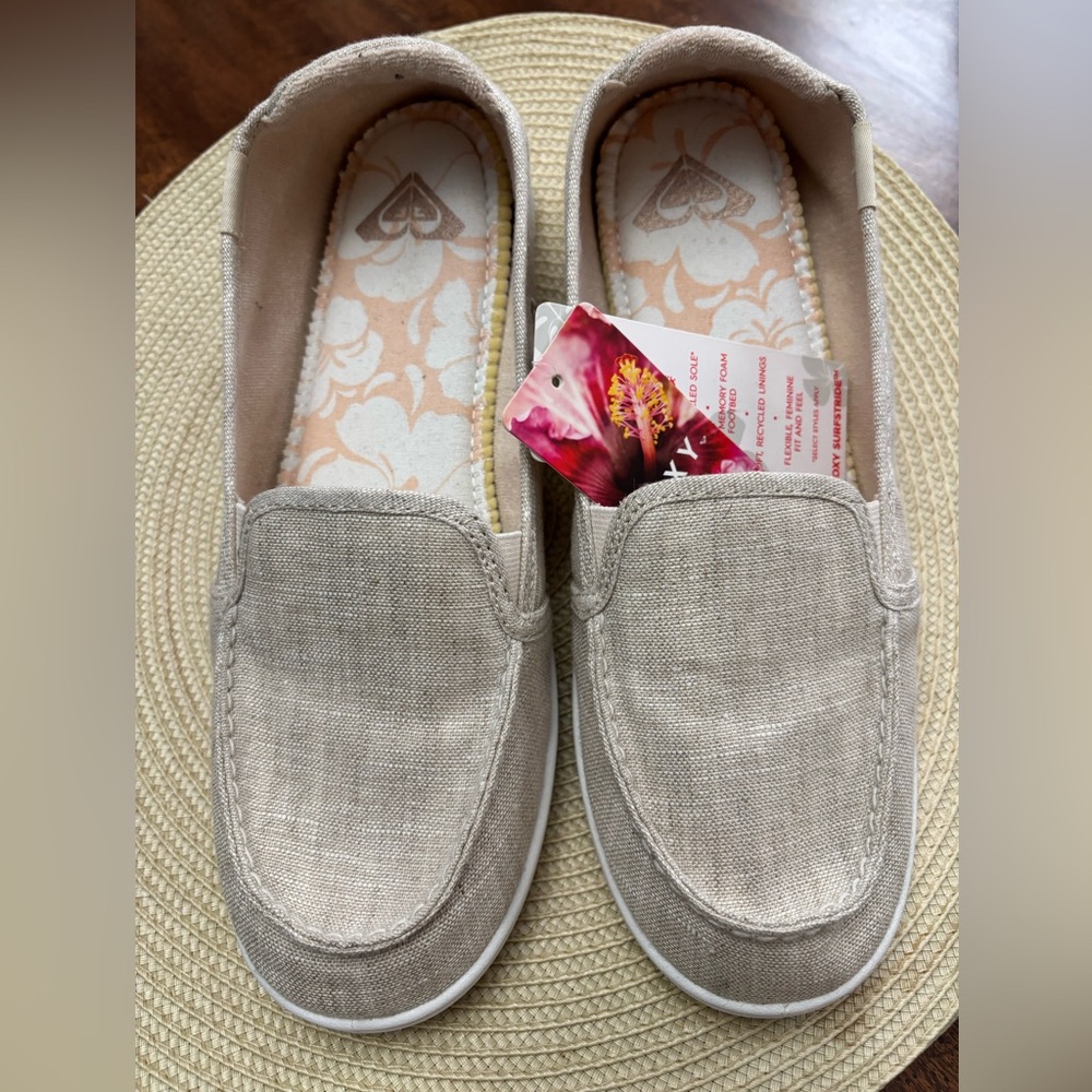 Roxy Women's Slip-On Loafers in Light Beige